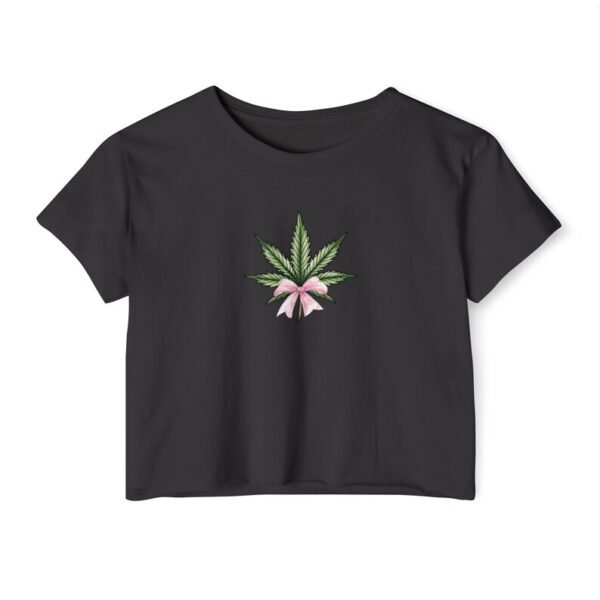 Stunnerz Vibe Weed Leaf Cropped Baby Tee – Trendy 420 Coquette Crop Top for Women - Image 3