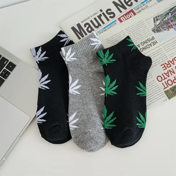 Hidden Weed Leaf Ankle Socks – 2 Pairs | Breathable & Stylish - Image 5