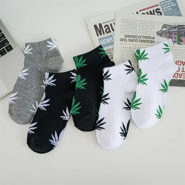 Hidden Weed Leaf Ankle Socks – 2 Pairs | Breathable & Stylish - Image 3