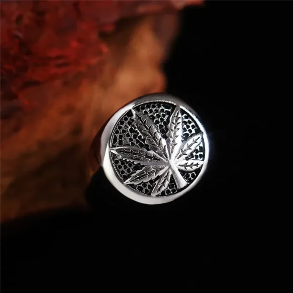 Stunner'z Vibe Vintage Silver Cannabis Weed Leaf Ring – Bold & Timeless Statement - Image 4