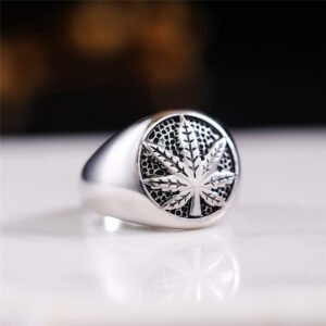 Stunner’z Vibe Vintage Silver Cannabis Weed Leaf Ring – Bold & Timeless Statement