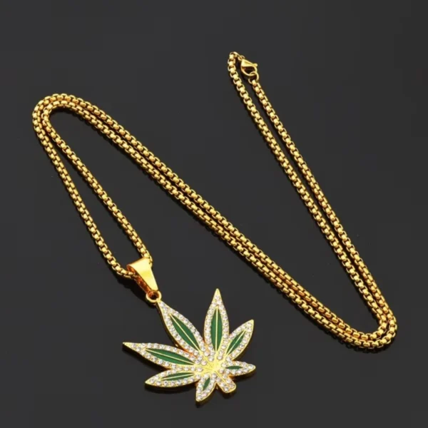 🌿 Iced-Out Rhinestone Weed Leaf Pendant Necklace – Gold & Silver 🌿 - Image 5