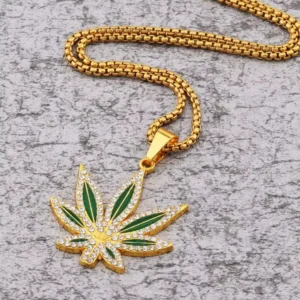 🌿 Iced-Out Rhinestone Weed Leaf Pendant Necklace – Gold & Silver 🌿